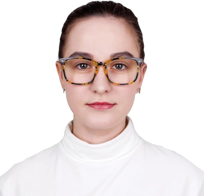 YEIN Bifocal Reading Glasses with Blue Light Blocking Lenses, Bifocal Reader for Women and Men, Vintage Square frame with Spring Hinge (+0.75/+3.25 magnification)