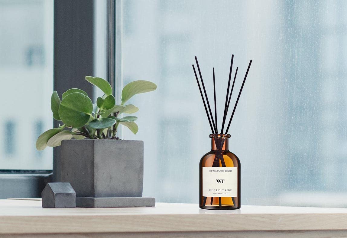 WEALD TRIBE Flower Reed Diffuser Set Clean White Linen Scent for Bathroom Air Fresheners | 4.0 fl oz Essential Oils with Sticks Home Fragrance Defusers | House Bedroom Office Shelf Decor & Gift