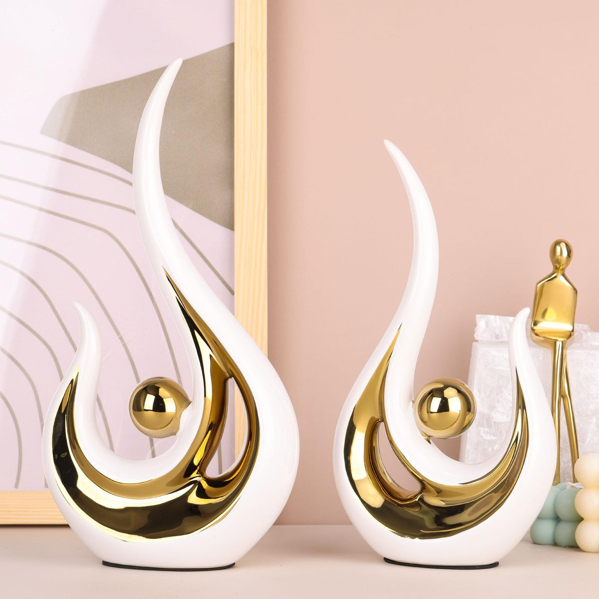 XMGZQ 2pcs White and Gold Modern Abstract Art Statue Table Decoration,Elegantes Ceramic Statue for Home Décor Accent,Mantel,Bookshelf,Centerpiece Table Decorations for Dining Room,adornos para sala