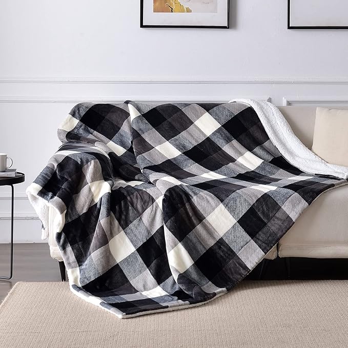 SOCHOW Buffalo Plaid Sherpa Fleece Throw Blanket, Double-Sided Checkered Super Soft Luxurious Bedding Blanket 50 x 60 inches, Black/White
