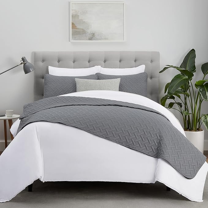 Serta ComfortSure Soft 2-Piece Twin Quilt Bedding Set, Includes Bedspread/Coverlet and Pillow Sham, Bedding for All Seasons, Machine Washable, Grey