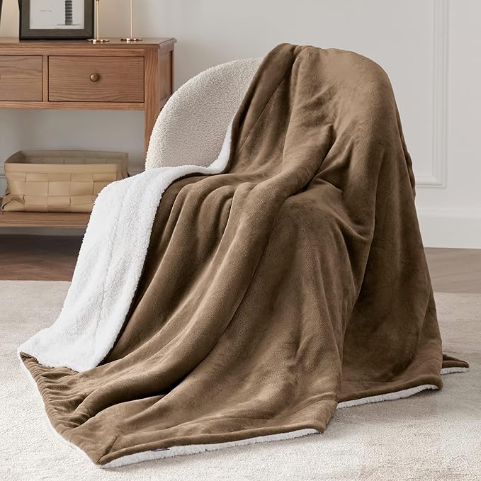 Bedsure Sherpa Fleece Throw Blanket Twin Size for Couch - Thick and Warm, Soft Fuzzy Plush Twin Blanket for Winter, Camel, 60x80 Inches