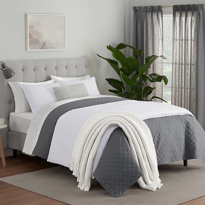 Serta ComfortSure Soft 2-Piece Twin Quilt Bedding Set, Includes Bedspread/Coverlet and Pillow Sham, Bedding for All Seasons, Machine Washable, Grey